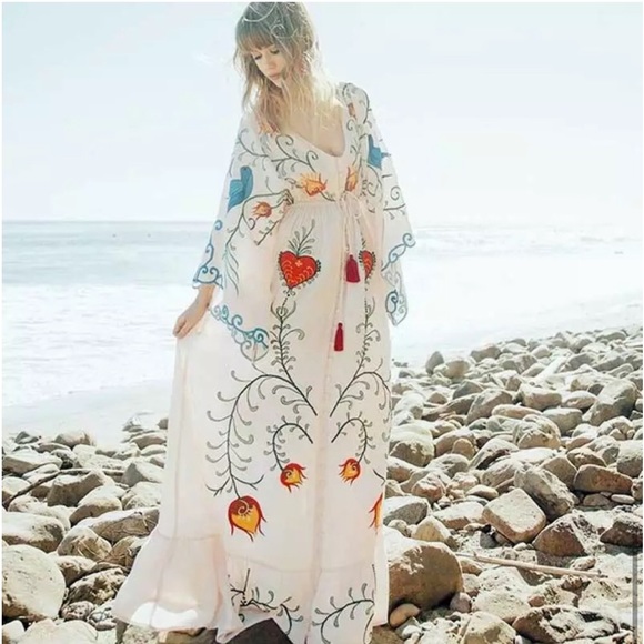 5 ⭐️ Favorite Magic Hearts Boho Embroidered Long Maxi Gown In White - Picture 3 of 16